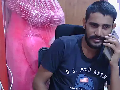 krishjaat43 online show from January 2026 01:36:01 PM