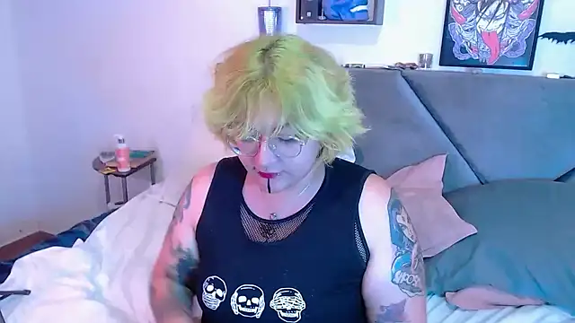 XxGreenGoodxX online show from February 2026 06:50:01 PM