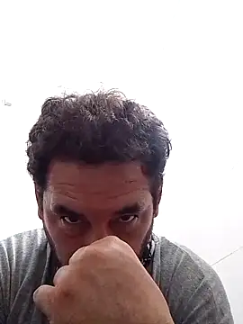 Snapshot of Lujor chatting on April 2026 03:39:01 PM Lujor online show from April 2026 03:39:01 PM