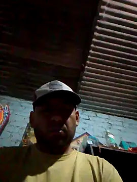 Snapshot of Lujor chatting on May 2026 02:18:01 AM Lujor online show from May 2026 02:18:01 AM