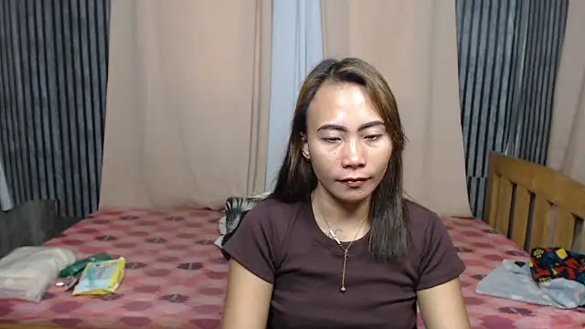joanpetite online show from October 2025 01:48:02 AM