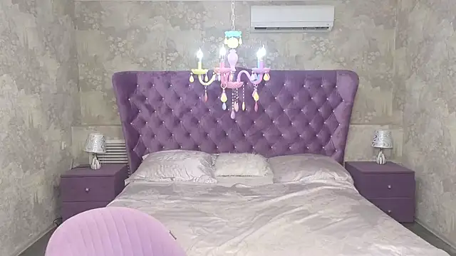 Wendy Waves online show from November 2025 11:07:01 AM