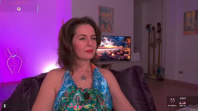 Witch in Silk online show from October 2025 08:32:01 PM