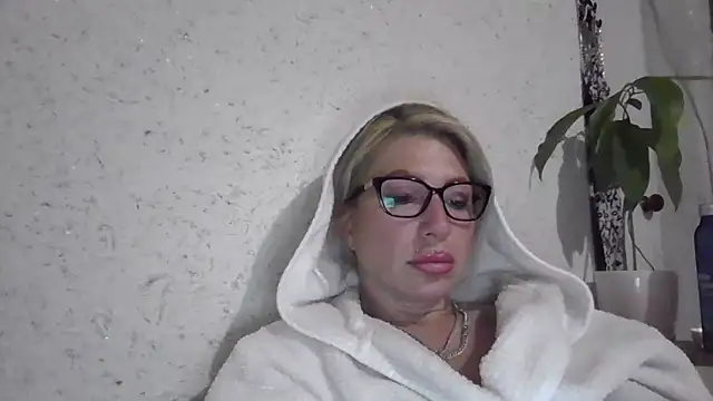 fox red lady7 online show from May 2026 08:36:02 PM