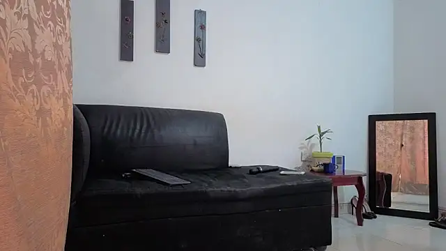 Kloewolf online show from November 2025 03:01:02 PM