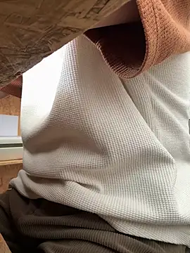 sonwmelt1 online show from September 2025 06:13:01 AM