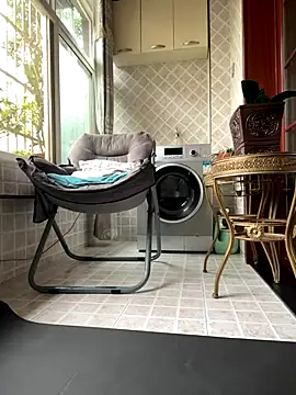 sonwmelt1 online show from September 2025 02:57:01 AM