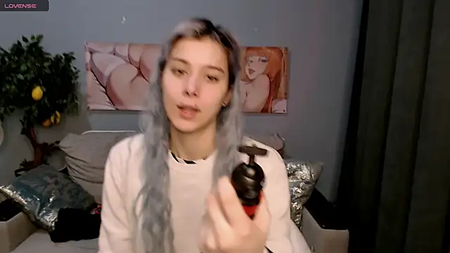 SophieAsh online show from October 2025 07:06:01 AM