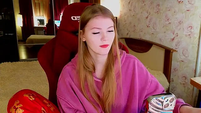 Jenny Skinner20 online show from November 2025 04:53:01 PM