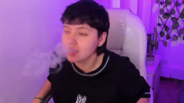 Nathaly ds online show from April 2026 08:20:02 PM