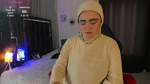 MarianFadel online show from November 2025 12:39:02 PM