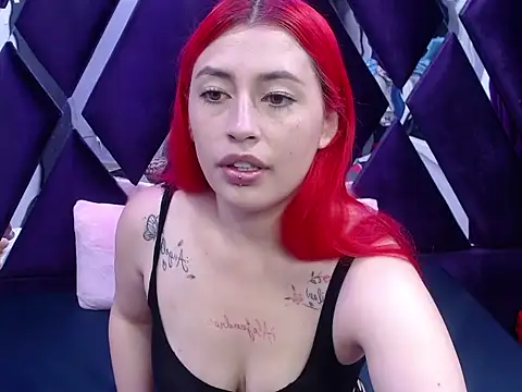 Snapshot of Melody_Klum_ chatting on October 2025 01:54:01 PM Melody Klum  online show from October 2025 01:54:01 PM