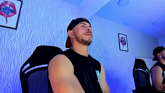 dylan jacobx online show from November 2025 02:00:02 AM