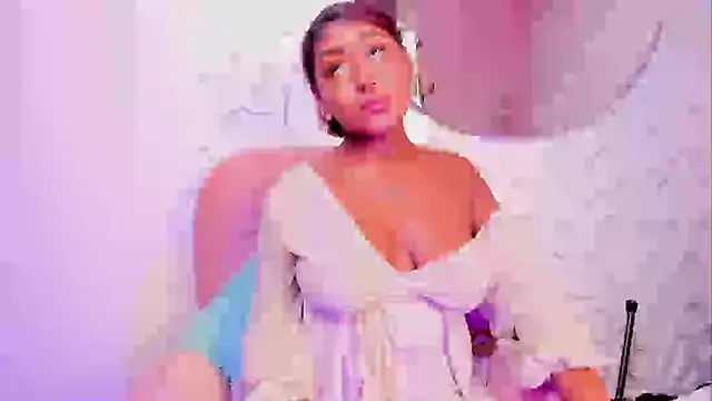 Emmadancer online show from November 2025 11:36:02 PM