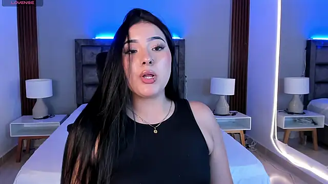 sofiacaramel online show from October 2025 06:39:02 PM