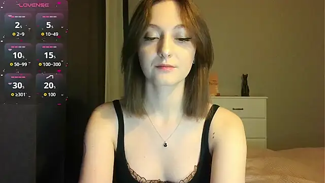 white liillyy online show from February 2026 05:22:02 PM