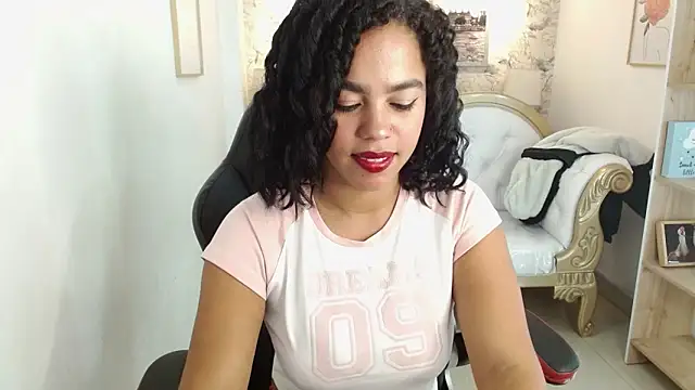 Snapshot of candyhot_tk chatting on November 2025 03:17:01 AM candyhot tk online show from November 2025 03:17:01 AM