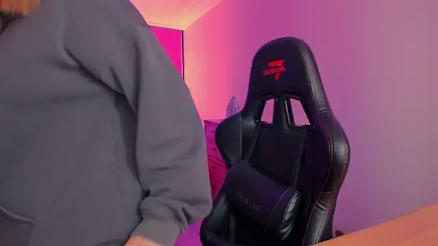 just fucked777 online show from April 2026 08:39:02 AM