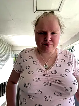 KadiSparkle online show from September 2025 02:21:01 PM