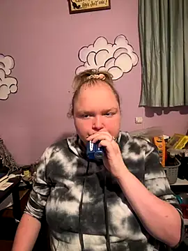 KadiSparkle online show from November 2025 11:51:01 PM