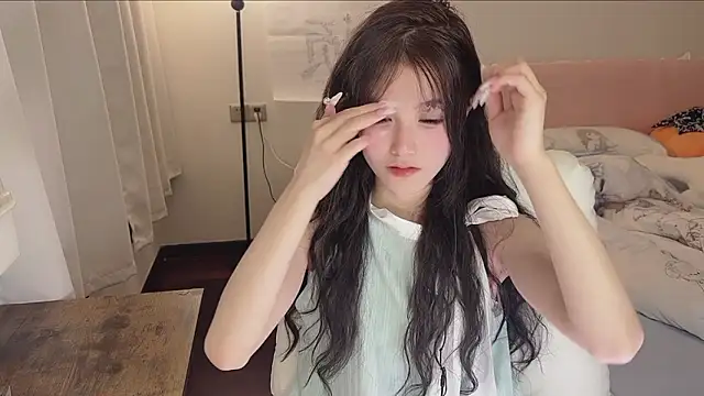 FuFu-puff online show from November 2025 12:11:01 PM