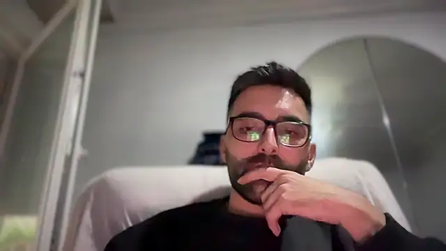 Alicante34 online show from November 2025 12:27:01 PM