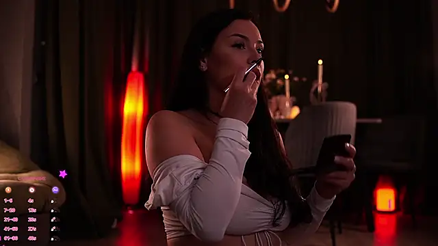 MaryHols online show from October 2025 04:24:02 PM