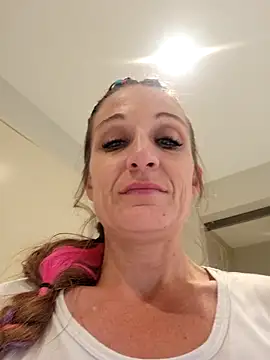 Snapshot of SexySunnyBlazen chatting on December 2025 10:24:01 AM SexySunnyBlazen online show from December 2025 10:24:01 AM