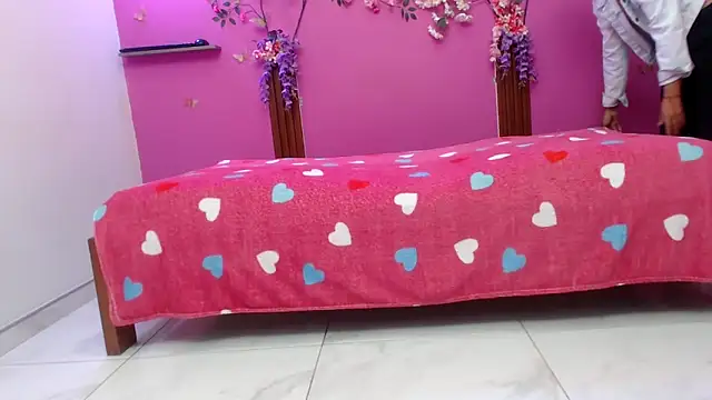 skinnybarbie022 online show from June 2026 12:48:01 PM