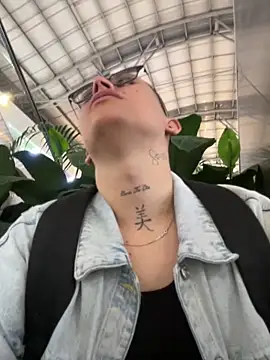 Kurtxxx22 online show from February 2026 12:34:02 AM