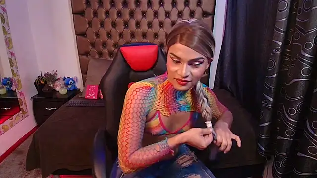 lailahdark online show from February 2026 06:26:01 AM