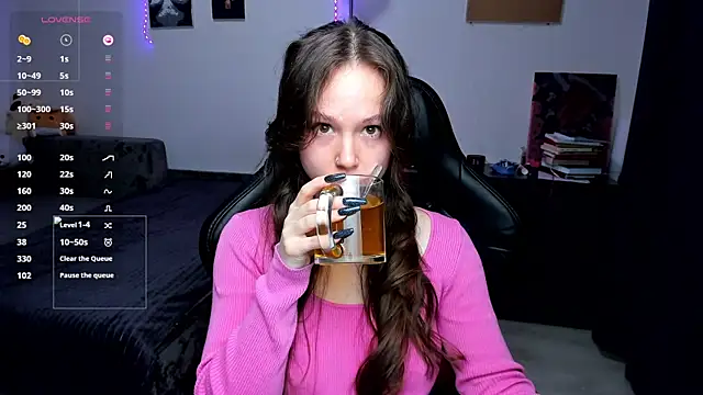 cute little ass online show from April 2026 04:42:02 PM