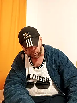 SmokedAlloy2 online show from February 2026 02:29:02 AM