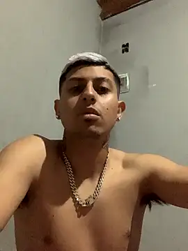 Snapshot of lautarodavid chatting on September 2025 06:15:01 AM lautarodavid online show from September 2025 06:15:01 AM