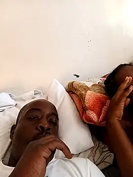 WaiterZim online show from February 2026 12:12:01 PM