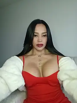 Snapshot of DiosaFortuna chatting on May 2026 11:06:02 PM DiosaFortuna online show from May 2026 11:06:02 PM