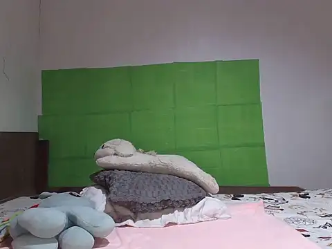 Prettyasianbelle online show from November 2025 12:55:01 PM