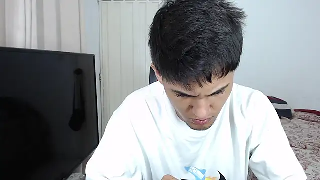 Alex mojica online show from November 2025 05:51:01 AM