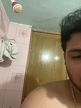 Kira 1413 online show from February 2026 04:29:01 PM