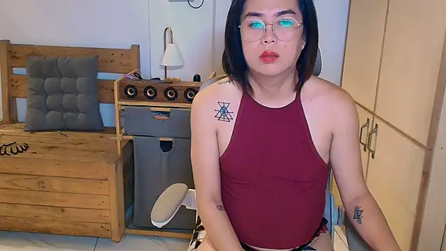 Snapshot of moriliciousxxx chatting on September 2025 12:54:02 AM moriliciousxxx online show from September 2025 12:54:02 AM