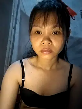 LinhNa999 online show from September 2025 12:40:02 PM