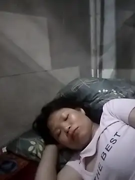 LinhNa999 online show from March 2026 01:17:02 PM