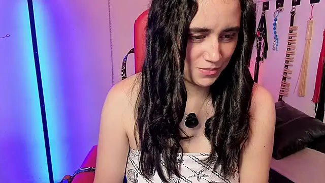 elowen halley1 online show from March 2026 06:41:01 PM