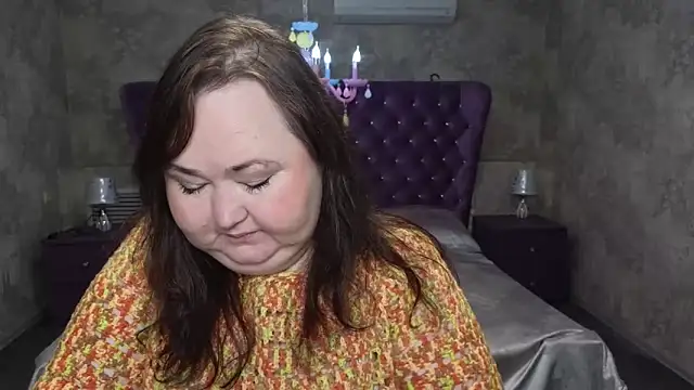 Eloisa Eliot online show from October 2025 02:50:01 PM