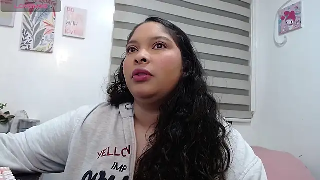 Snapshot of samanta-rosee chatting on October 2025 09:07:02 AM samanta-rosee online show from October 2025 09:07:02 AM