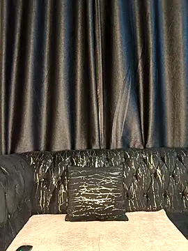 TinaFavourite online show from March 2026 06:47:02 PM