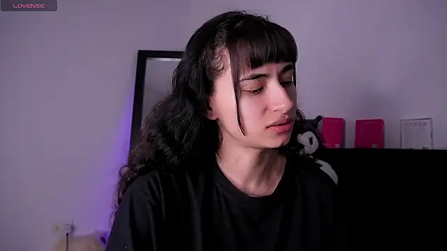 Alynn Bri  online show from July 2026 02:31:02 AM