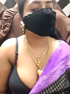 Snapshot of Tamil_Lotus chatting on July 2026 05:28:01 PM Tamil Lotus online show from July 2026 05:28:01 PM