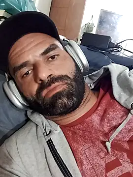 Snapshot of BlackBarber27 chatting on October 2025 10:19:01 PM BlackBarber27 online show from October 2025 10:19:01 PM