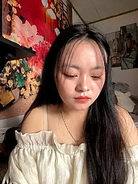 Julia-Elsa online show from October 2025 04:33:02 AM